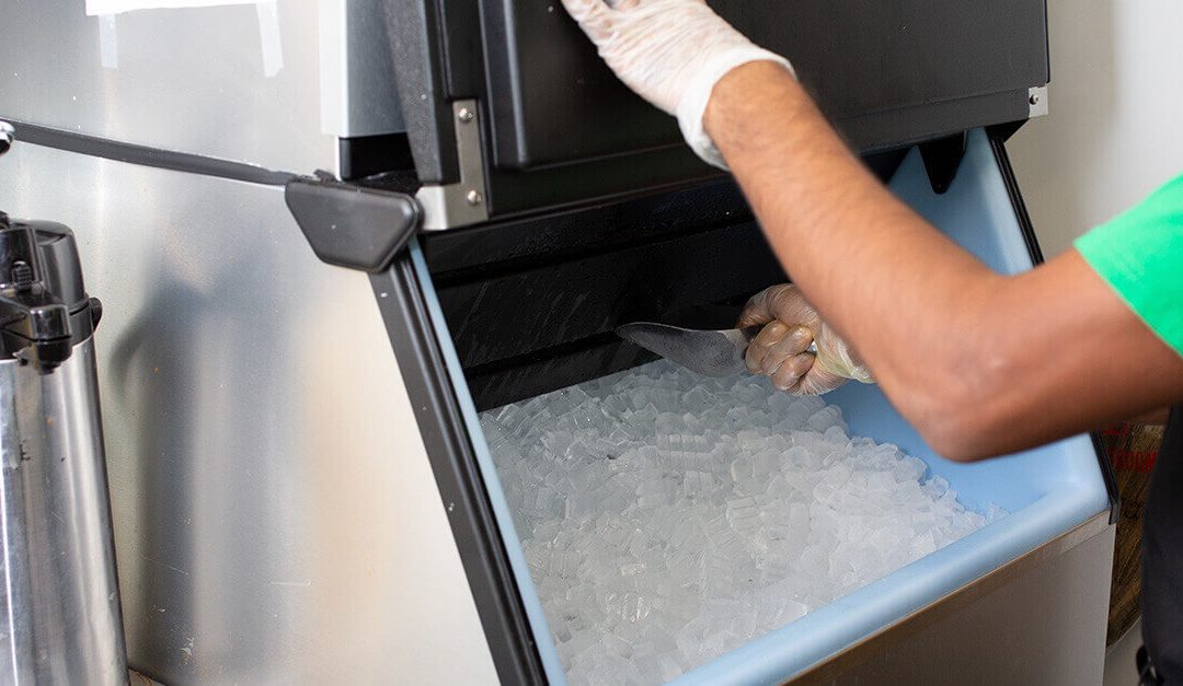 Entenda como funciona a produção de uma máquina de gelo